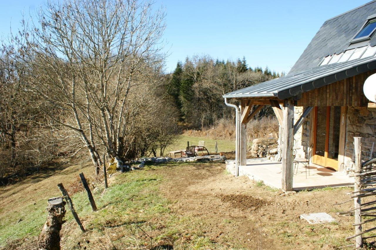 Le P'Tit Gite De Chomet La Tour-dʼAuvergne Exterior foto