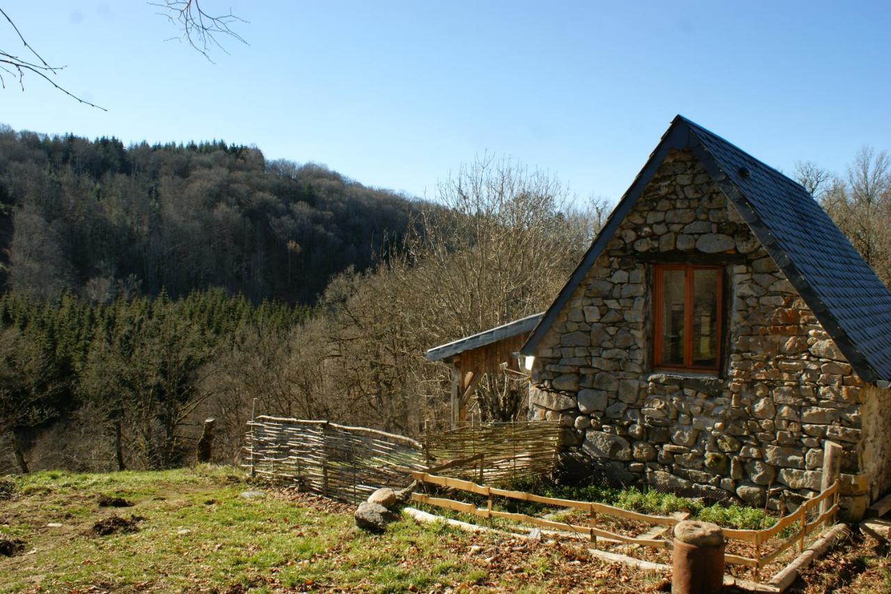 Le P'Tit Gite De Chomet La Tour-dʼAuvergne Exterior foto